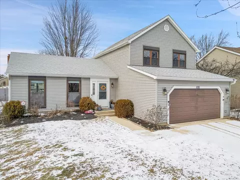 1120 Warington Ln, Hoffman Estates, IL 60169