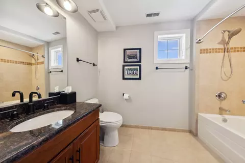 10 E Burlington Ave #4A, Riverside, IL 60546 photo 27