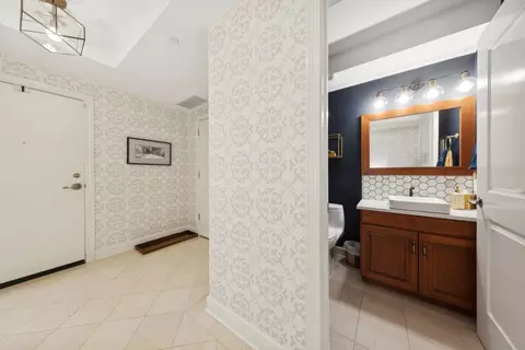 10 E Burlington Ave #4A, Riverside, IL 60546 photo 5