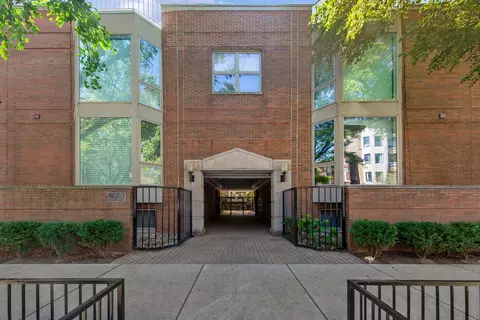 2024 N Racine Ave #B, Chicago, IL 60614