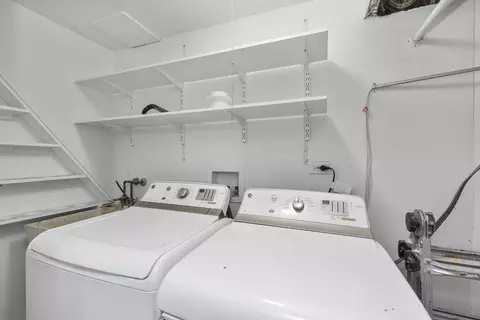 Other - 2018 E Seneca Ln, Mount Prospect, IL 60056 photo 3 of 5
