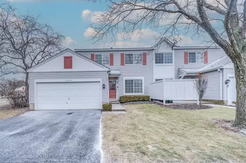 1412 Normantown Rd, Naperville, IL 60564