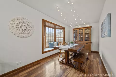Dining - 514 Cochise Pl, Carol Stream, IL 60188 photo 2 of 2