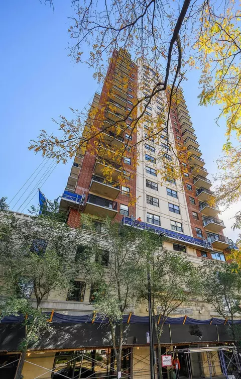 1529 S State St #TH5, Chicago, IL 60605