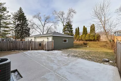 1607 Elm St, Wheaton, IL 60189 photo 29