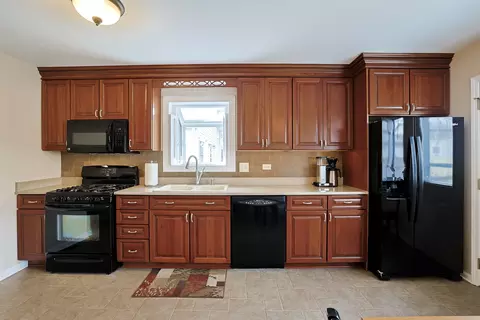 1607 Elm St, Wheaton, IL 60189 photo 8
