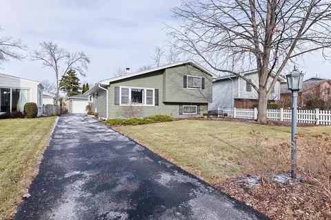 1607 Elm St, Wheaton, IL 60189 photo 3