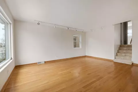 110 E 83rd St, Chicago, IL 60619 photo 4