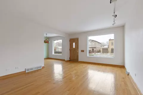 110 E 83rd St, Chicago, IL 60619 photo 3