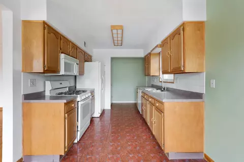 110 E 83rd St, Chicago, IL 60619 photo 11