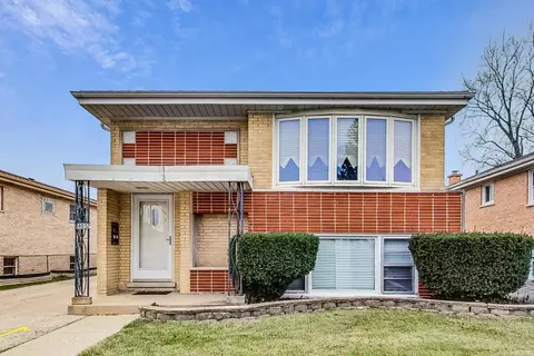 4032 Wesley Ter, Schiller Park, IL 60176
