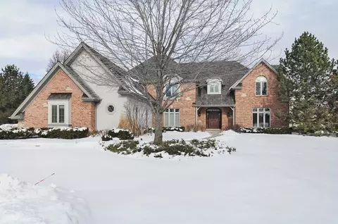 4560 Eleanor Dr, Long Grove, IL 60047