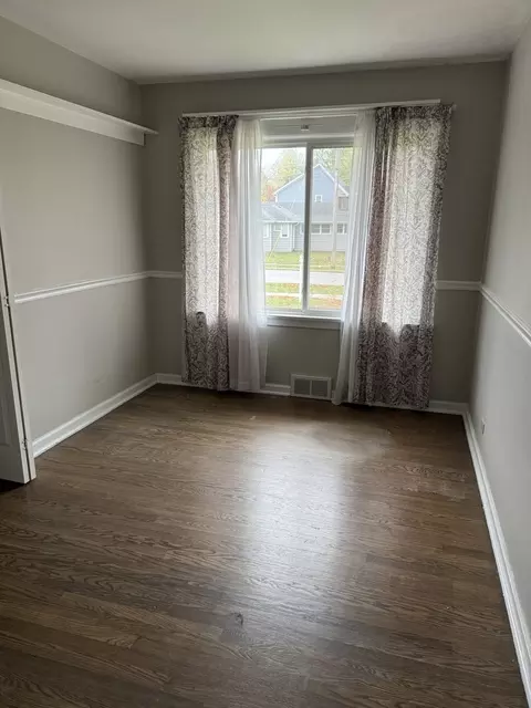 1403 E Illinois St, Wheaton, IL 60187 photo 11