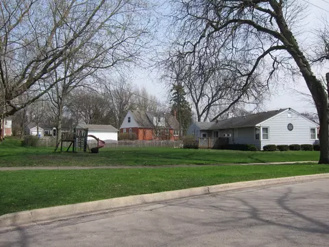 1403 E Illinois St, Wheaton, IL 60187 photo 13