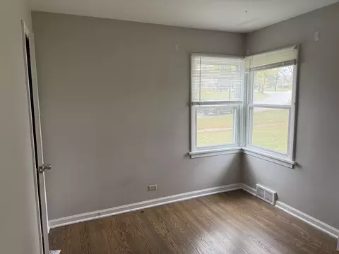 1403 E Illinois St, Wheaton, IL 60187 photo 12
