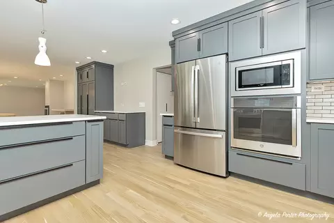 415 Walnut St, Roselle, IL 60172 photo 19