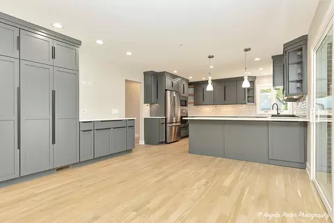 415 Walnut St, Roselle, IL 60172 photo 13