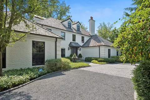 89 Indian Hill Rd, Winnetka, IL 60093 photo 2