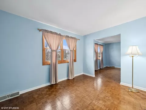 750 Dixon Ct, Hoffman Estates, IL 60192 photo 20