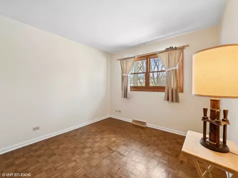 750 Dixon Ct, Hoffman Estates, IL 60192 photo 19