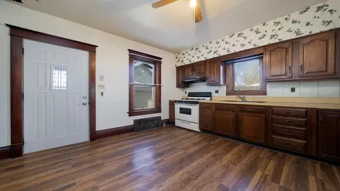 433 Jefferson St, Pecatonica, IL 61063 photo 7