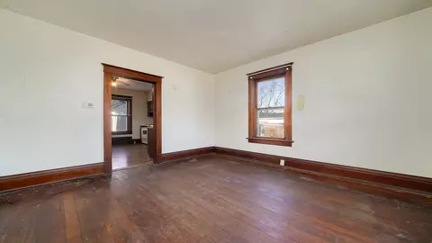 433 Jefferson St, Pecatonica, IL 61063 photo 3