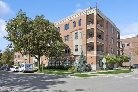 40 S Ashland Ave #3B, La Grange, IL 60525