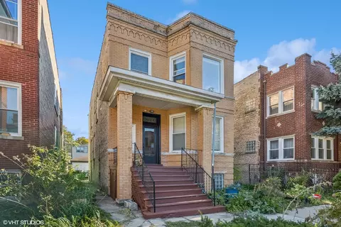 3043 N Haussen Ct, Chicago, IL 60618
