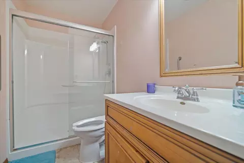 8 Rutherford Ct, Bloomington, IL 61705 photo 4
