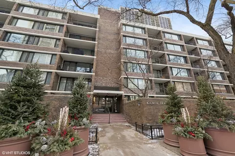 1555 N Sandburg Ter #503K, Chicago, IL 60610
