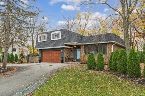 1112 Braeburn Ave, Flossmoor, IL 60422