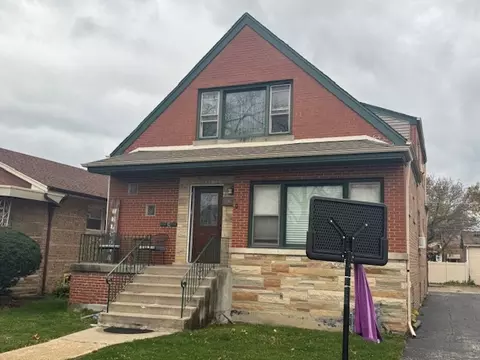 9514 S Sawyer Ave, Evergreen Park, IL 60805