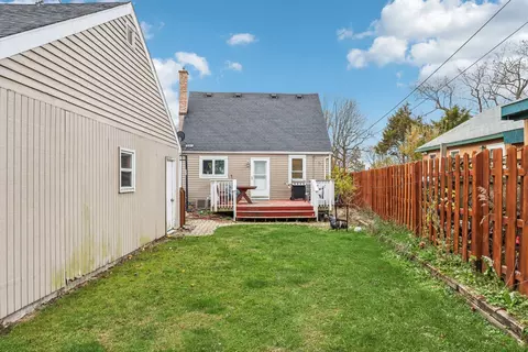 237 N Melrose Ave, Elgin, IL 60123 photo 33