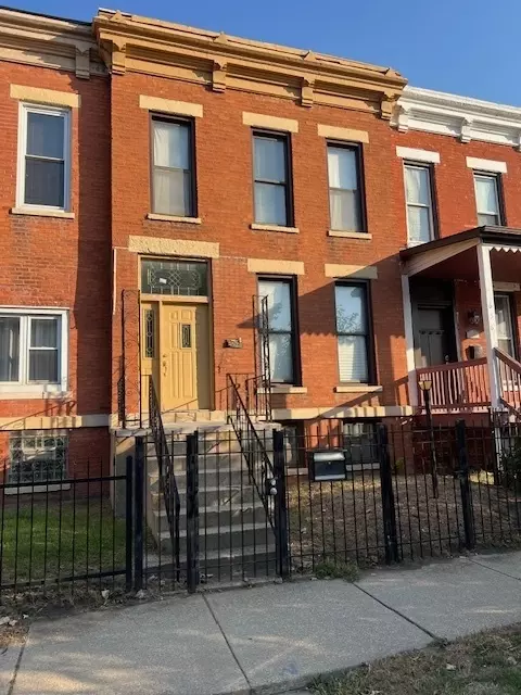 654 E Bowen Ave, Chicago, IL 60653 photo 1