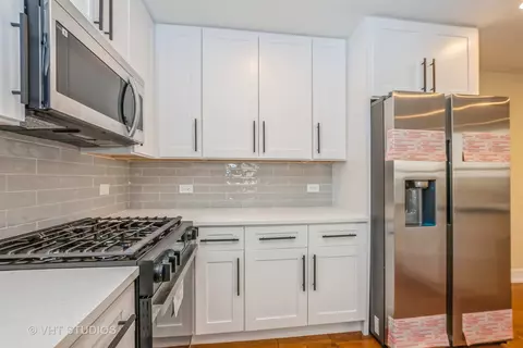 Kitchen - 11030 Daniel Trl, Mokena, IL 60448 photo 6 of 13