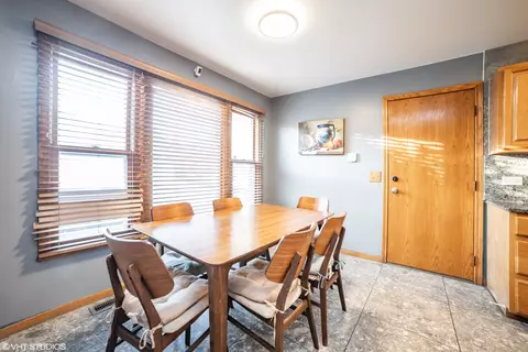 Dining - 2323 Bluejay Trl, Elgin, IL 60123 photo 1 of 1