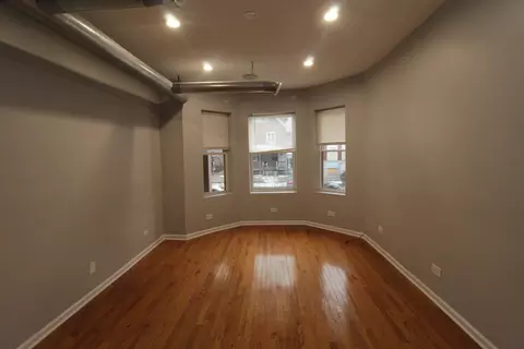 Living - 1530 E 65th Pl, Chicago, IL 60637 photo 3 of 3