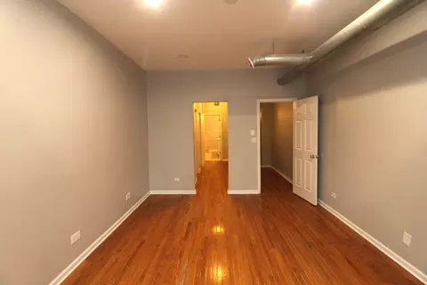 Bedroom - 1530 E 65th Pl, Chicago, IL 60637 photo 1 of 2