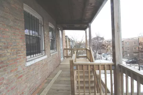 Exterior - 1530 E 65th Pl, Chicago, IL 60637 photo 2 of 3