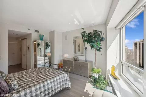 57 E Delaware Pl #2103, Chicago, IL 60611 photo 15