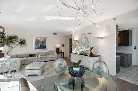 57 E Delaware Pl #2103, Chicago, IL 60611 photo 8