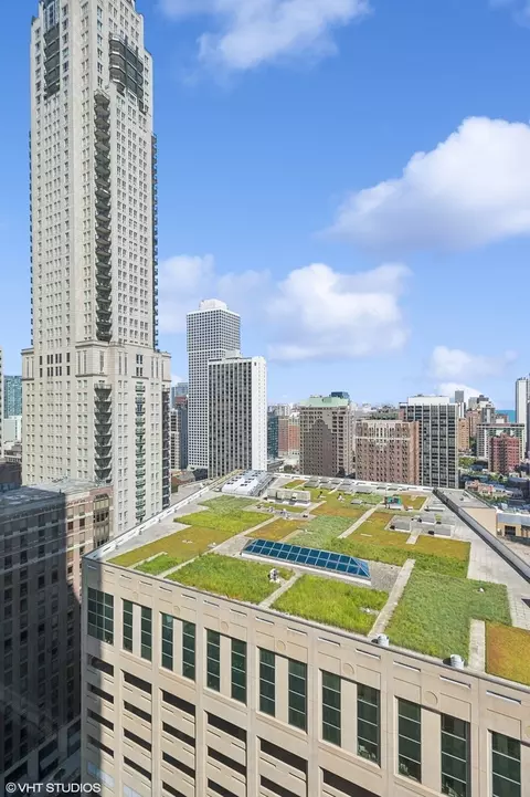 57 E Delaware Pl #2103, Chicago, IL 60611 photo 22