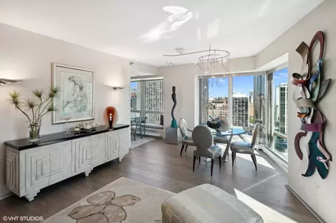 57 E Delaware Pl #2103, Chicago, IL 60611 photo 6