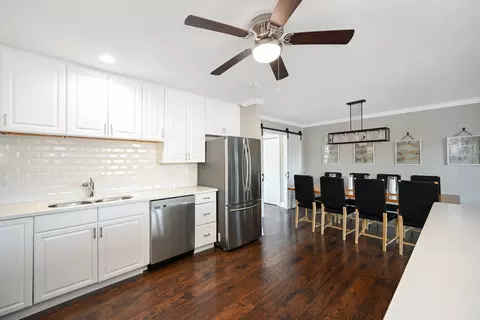 528 Countryside Dr, Wheaton, IL 60187 photo 10