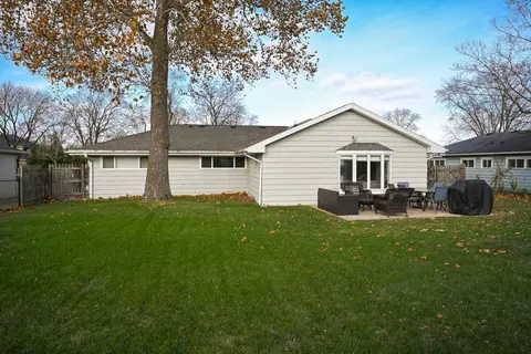 528 Countryside Dr, Wheaton, IL 60187 photo 24
