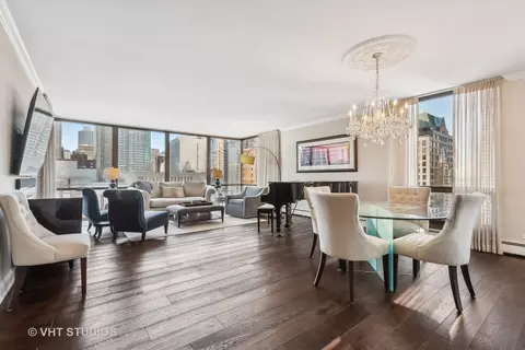 Dining - 100 E Bellevue Pl #19D, Chicago, IL 60611 photo 1 of 3