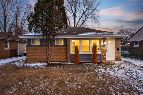 17223 Lorenz Ave, Lansing, IL 60438