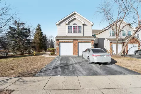 7130 Westwood Dr, Carpentersville, IL 60110