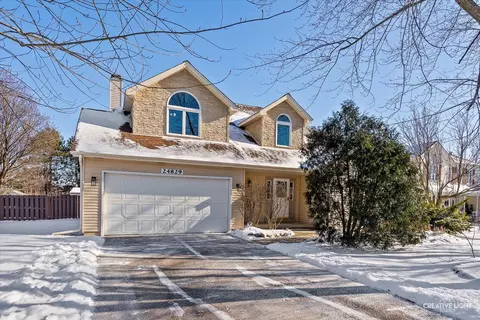 24829 Vermette Rd, Plainfield, IL 60585 photo 2