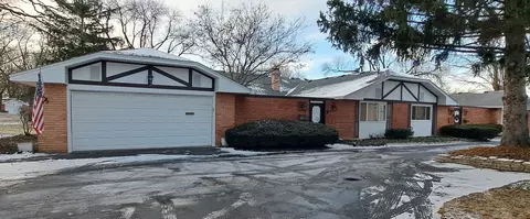 3 Falmouth On Oxford, Rolling Meadows, IL 60008